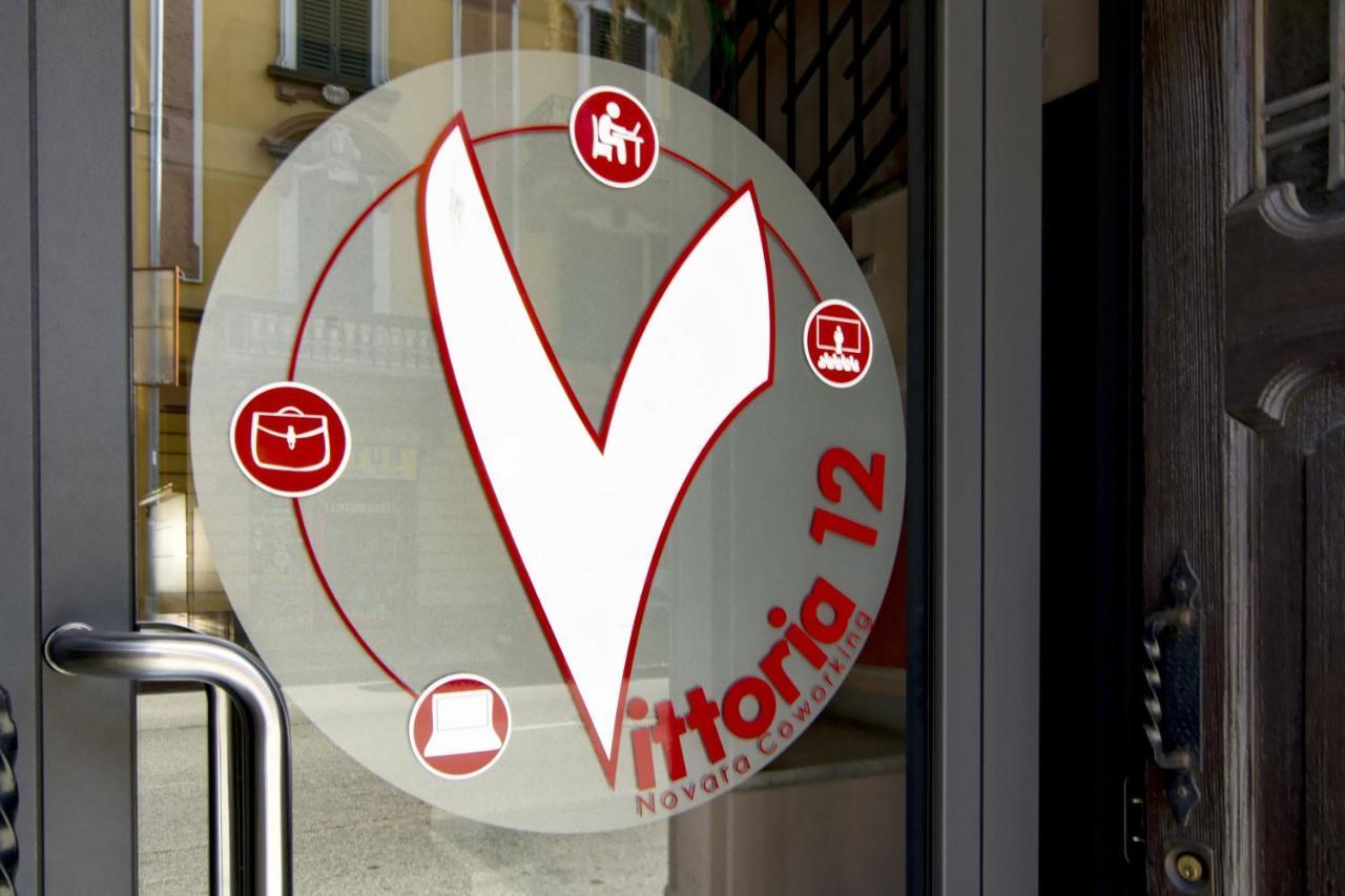 V12 Apartments - Vittoria 12 Novara Buitenkant foto